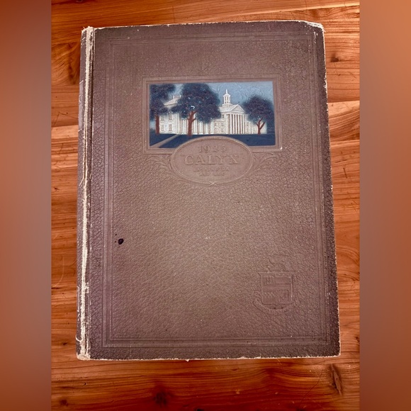 Calyx Other - 1925 Washington and Lee University Calyx Yearbook with Embossed Cover